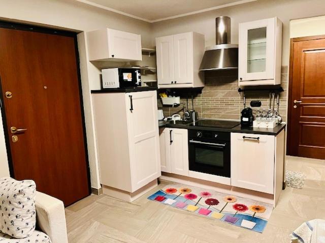 Incantevole Appartamento Con Giardino - Garage Privato E Free Wifi Улькс Экстерьер фото